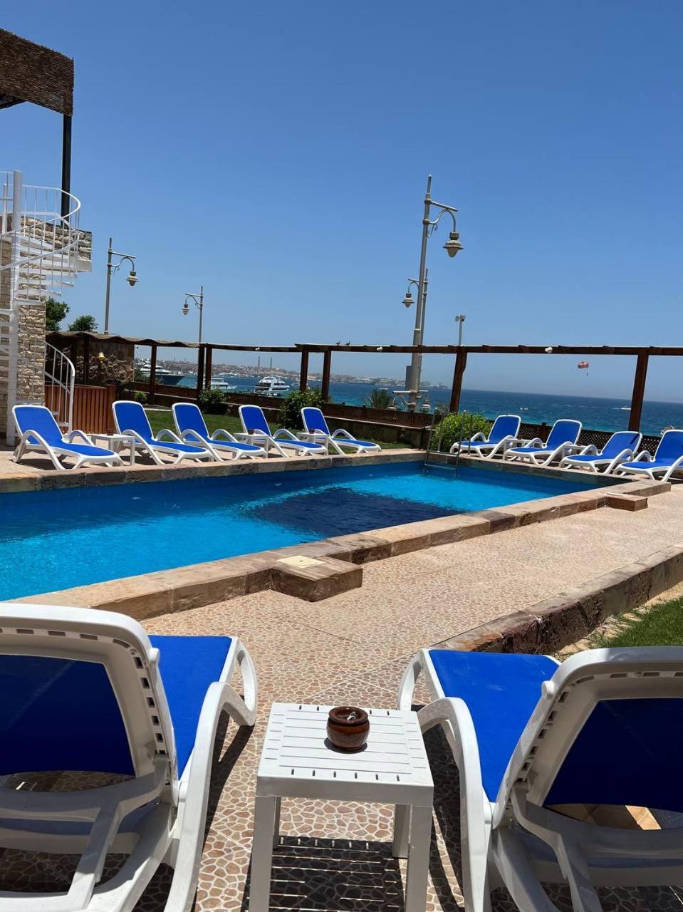 Serafy City Center Hostel And Pool For Foreigners Adults Only Hurghada Exterior foto