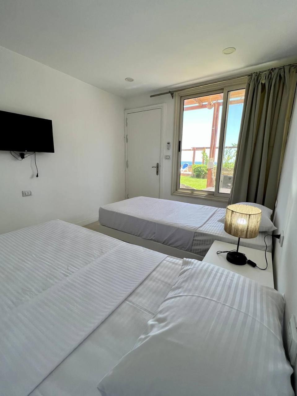 Serafy City Center Hostel And Pool For Foreigners Adults Only Hurghada Quarto foto